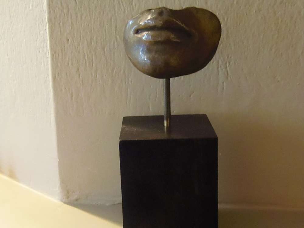 Il bacio - Bronzo - cm 8,5x6 Il bacio - Bronzo - cm 8,5x6