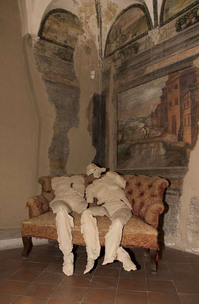 Particolare da Il teatro del quotidiano Particolare da Il teatro del quotidiano