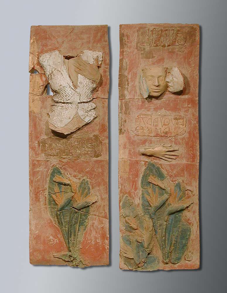 Seianti Thaunia - Terracotta dipinta - cm 152x90 Seianti Thaunia - Terracotta dipinta - cm 152x90